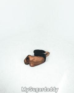 homem sofrendo como superar uma rejeição